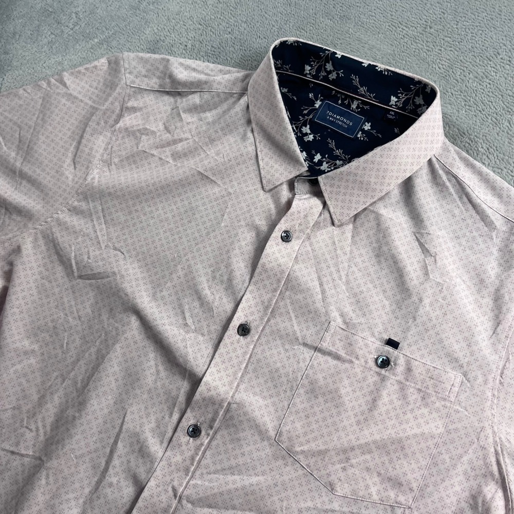 7Diamonds Mens XXL Short Sleeve Button Down Shirt 4 Way Stretch Mauve Geometric